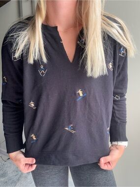 Lou & Grey Black Sweatshirt with Ski Embroidery